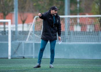 Ezequiel Loza entrenador del Rayo Cantabria