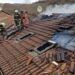 Incendio de una casa en Valdeprado del Rio