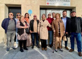 La Alcaldesa con familiares y miembros de la corporación