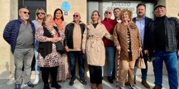 La Alcaldesa con familiares y miembros de la corporación