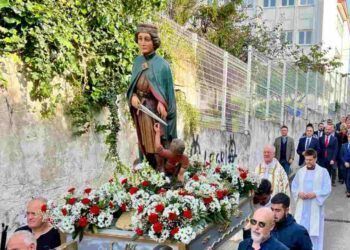 Precesión de la imagen San Martín en Laredo