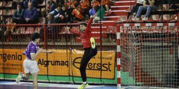 Carlos Calle Portero del Bathco BM Torrelavega
