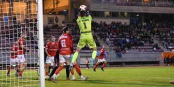 David Puras Guardameta del CD Laredo