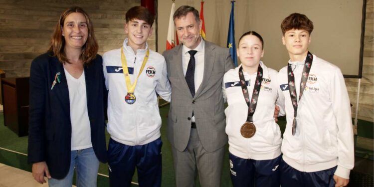 Deportistas cántabros ganadores de medalla en el Mundial de Kickboxing