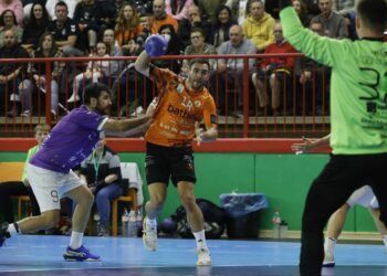 Bathco BM Torrelavega en un partido de la ultima jornada liguera
