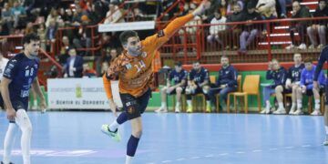 Partido de la Liga Plenitude entre Bathco BM Torrelavega y Atlético Valladolid.