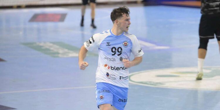 Jugador del Blendio Sinfín Santander en un partido