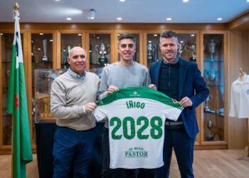Íñigo Sainz-Maza renovado hasta 2028 con el Racing