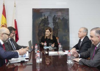 Reunión del ejecutivo y el ministerio de trasporte para financiación área logística La Pasiega