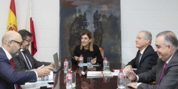 Reunión del ejecutivo y el ministerio de trasporte para financiación área logística La Pasiega