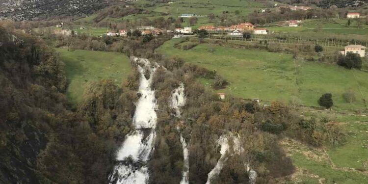 río Gándara en Soba, donde se construirá la Tirolina