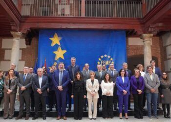 Gema Igual participa en la reunión de la Junta de Gobierno de la FEMP