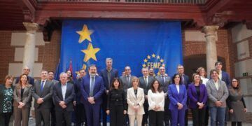 Gema Igual participa en la reunión de la Junta de Gobierno de la FEMP
