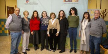 Homenaje a mayores en el Centro Social Cañadío