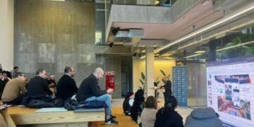 Conferencia sobre Realidad virtual en el taller del CIE