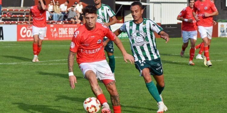 El CD Laredo a por los tres puntos en Guijuelo