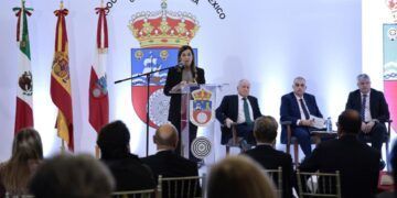 Presidenta Buruaga en el encuentro con inversores mexicanos