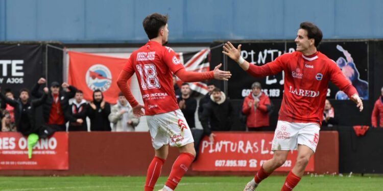 El CD Laredo, logro un meritorio empate ante el avilés