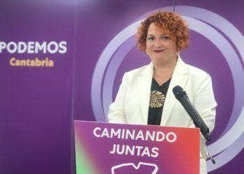 La Sanidad en crisis, Podemos pide el cese inmediato del consejero