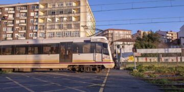 Renfe a su paso por Torrelavega