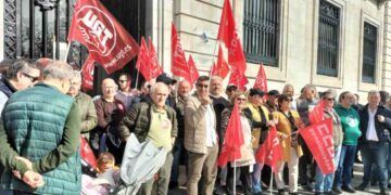 Protesta en Santander por la deuda pendiente con los mutualistas