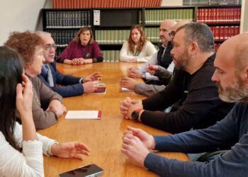 Reunión PRC, Subida salarios docentes