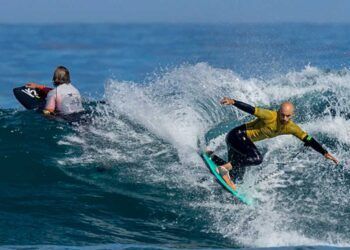 Polémica en Piélagos por la reserva del surf en Cantabria