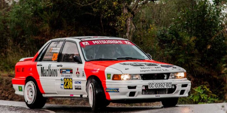Mitsubishi Galant VR4