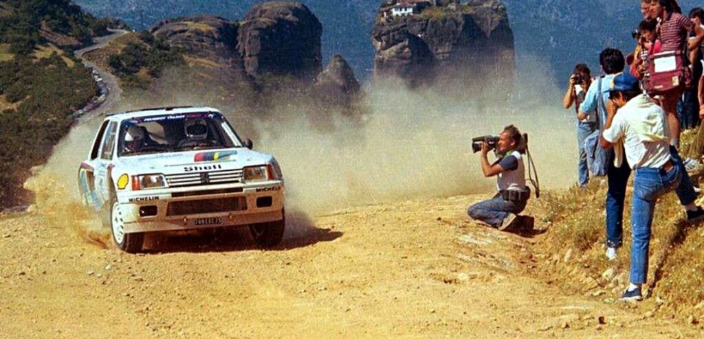 Peugeot 205 T16 con Ari Vatanen