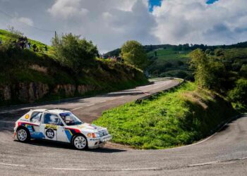 Peugeot 205 T16