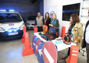 o material y equipamiento a la agrupación de Protección Civil