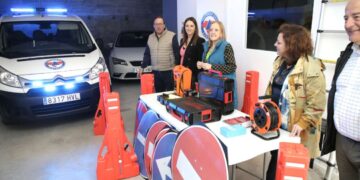 o material y equipamiento a la agrupación de Protección Civil