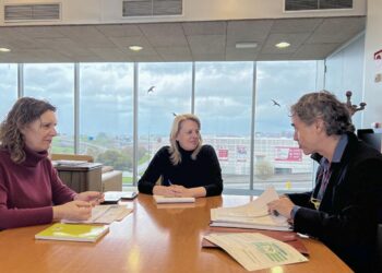 El Gobierno estudia crear un banco regional de semillas autóctonas