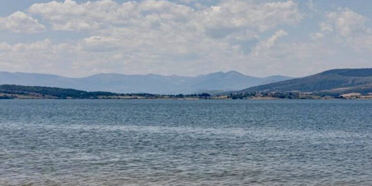 autorización para captar agua del embalse del Ebro