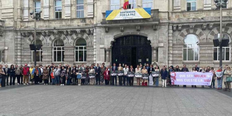 Minuto de silencio por las victimas de violencia de género