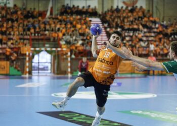 Bathco decide su futuro europeo en la Jornada 30