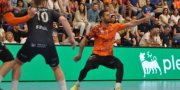 El Bathco BM Torrelavega vence en Benidorm