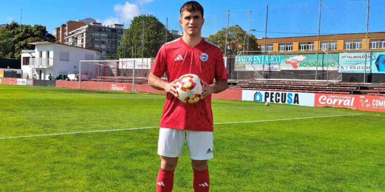 Cd Laredo renueva a Ander Arriola