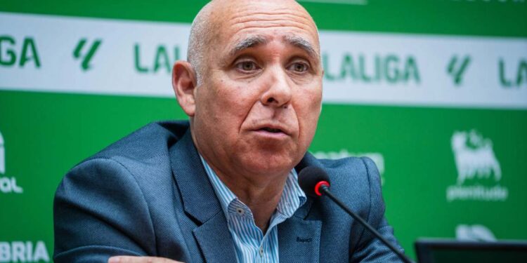Higuera confía en el Racing ante el reto del playoff