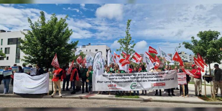 Sindicatos exigen igualdad en la salud cántabra