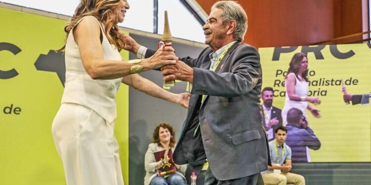 PRC apuesta por Paula Fernández para volver al Gobierno