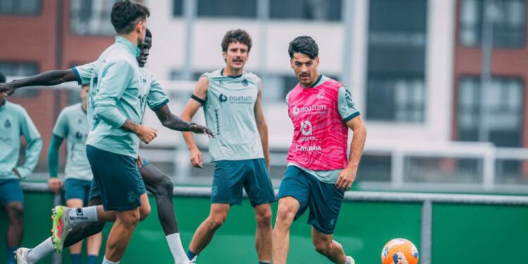 El Racing se juega el play off de ascenso