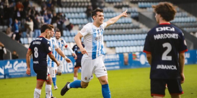 Santamaría firma su quinta temporada en la Gimnástica