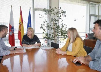 Ribamontán al Monte en la reparación de caminos agrarios