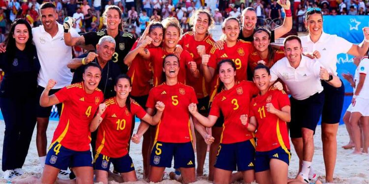 Maria Corbacho selección fútbol Playa