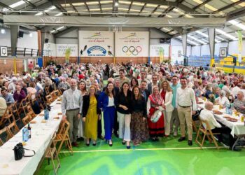 Extraordinario activo social que representan las personas mayores