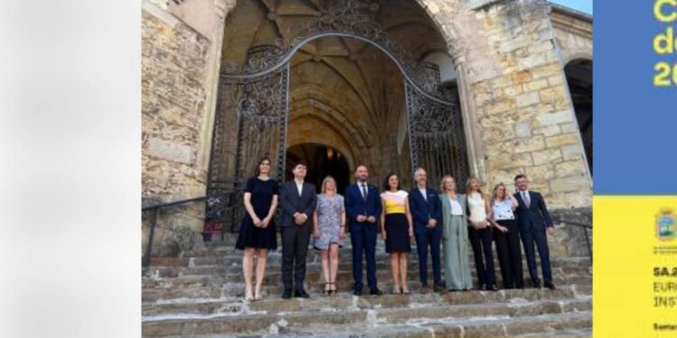 Cursos UC en el Parlamento de Cantabria