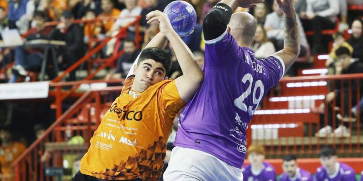 Renueva a Diego Gándara por dos temporadas