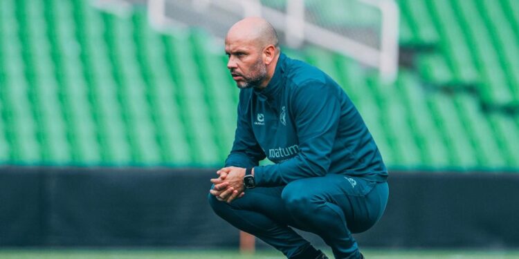 José Alberto Técnico del Racing