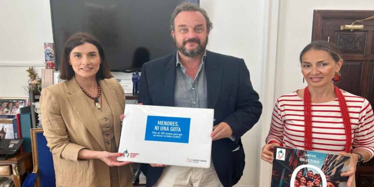 Menores ni una gota